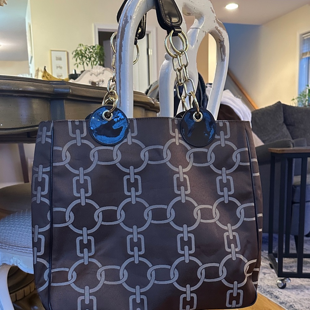 Brown Chain Pattern Tote Bag